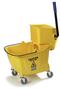 Carlisle Flo-Pac® 3690404 35-qt Side Press Bucket